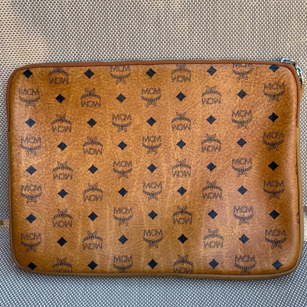 MCM Visetos Laptop Case